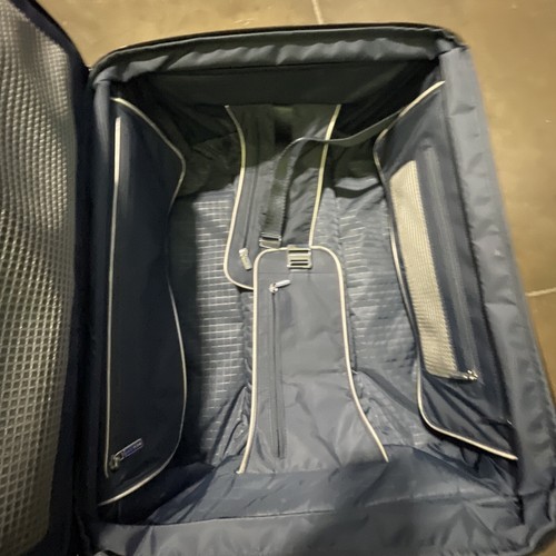 Tumi - Arrive – “Heathrow” Continental Carry-On - Black 25021D - Picture 6 of 11