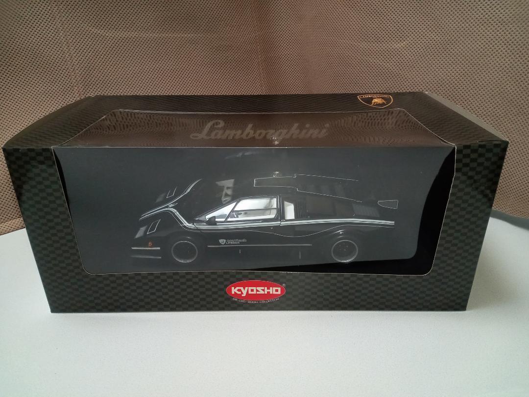 No180ミニカー1/18LAMBORGHINI COUNTACH LP500R Lamborghini Countach LP 500R Black Kyosho 1/18 Model