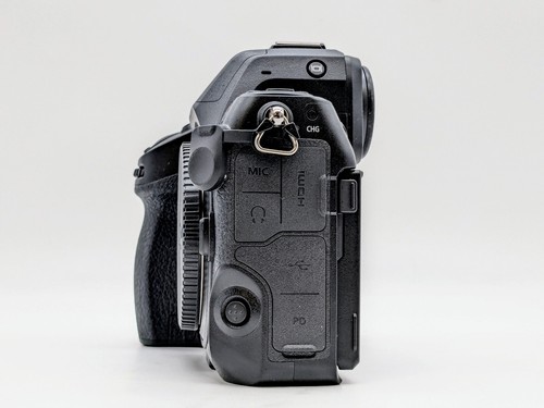 Nikon Z8 Mirrorless Camera *READ* FREE SHIPPING - Picture 3 of 7