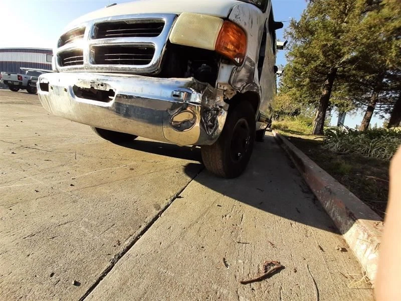 Dodge Van 3500 2001-2002 transmisión automática 5,9 L 8-360 ID 05018604AA Foto 4 de 4