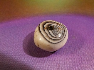ANCIENT PYU SWAT VALLEY BANDED AGATE SOLOMON TYPE BANDED WORN BEAD 9.4 5.7 MM