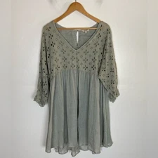 Umgee Gauzy Eyelet Mini Dress Size L Light Green 3/4 Sleeves V-Neck Boho