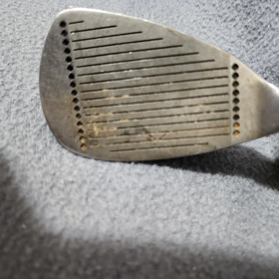 LPGA SQUARE TWO PCX II POWER CAVITY #9 IRON W/NEW GRIP - Image 2 of 4