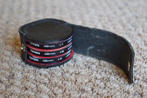 3er Set Tiffen 49mm Filter +1 +2 +4 im Koffer - Bild 1 von 3