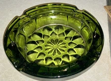 Vintage Green Pressed Glass Ashtray Starburst Pattern Mid Century Retro Decor