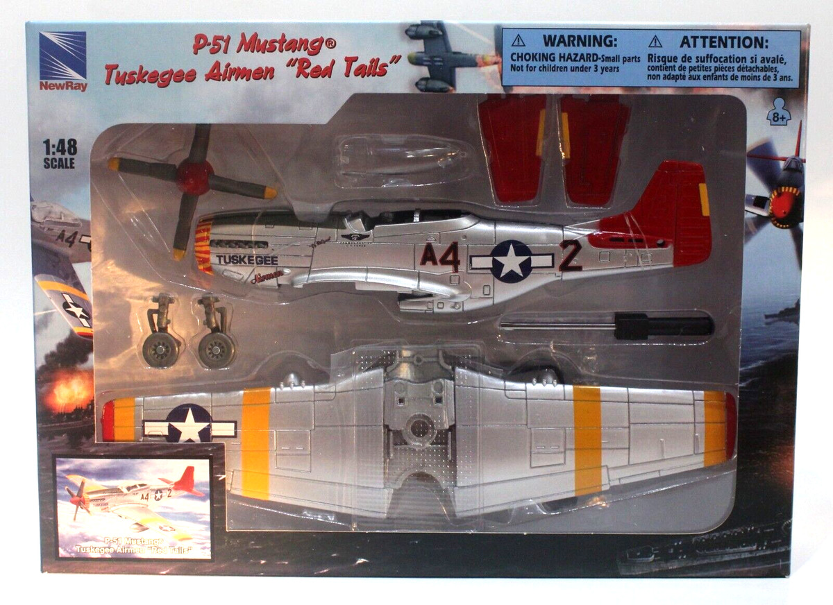 New Ray 20235 Tuskegee Airmen Red Tails P-51 Mustang Snap Kit 1:48 pre-painted
