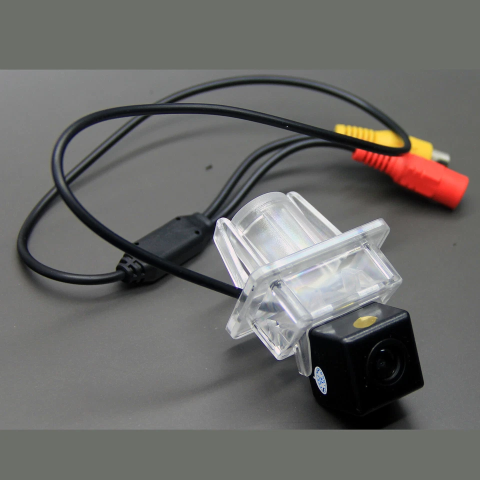 Car Rear View Backup Camera For Mercedes Benz W204 C300 C350 C63 AMG OEM Radio - Image 3 of 4