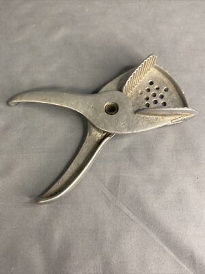 Vintage Lemon Squeezer Antique Little Giant Lemon Squeezer Early