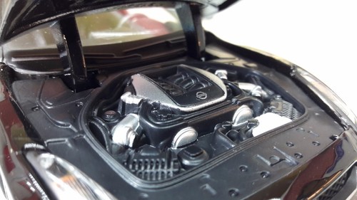 1:24 Nissan GT-R R35 3.8 V6 Black Detailed Maisto Diecast Scale Model Car G LGB - Picture 6 of 8