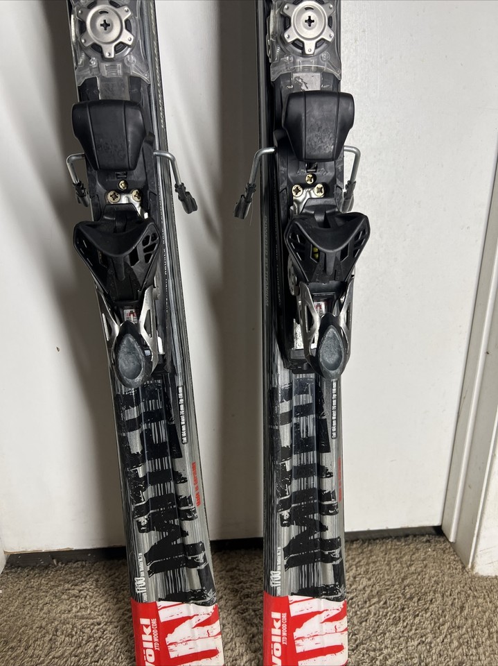 Test ski Völkl Unlimited AC 10 2011 : Test, avis comparatif