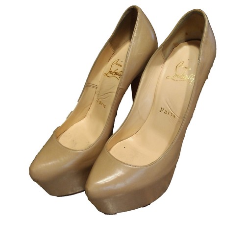 $1,750 CHRISTIAN LOUBOUTIN - *MARVEL limited* Patent Oxfords  display picture 1