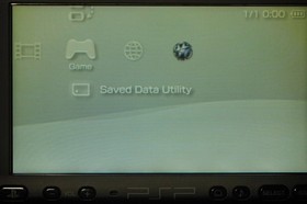 Sony Portable PlayStation PSP 3000 OEM LED Display Screen light yellowed used