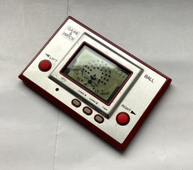 Vintage 1980 GAME & WATCH - BALL AC-01 - LCD Game (Very Good Condition)