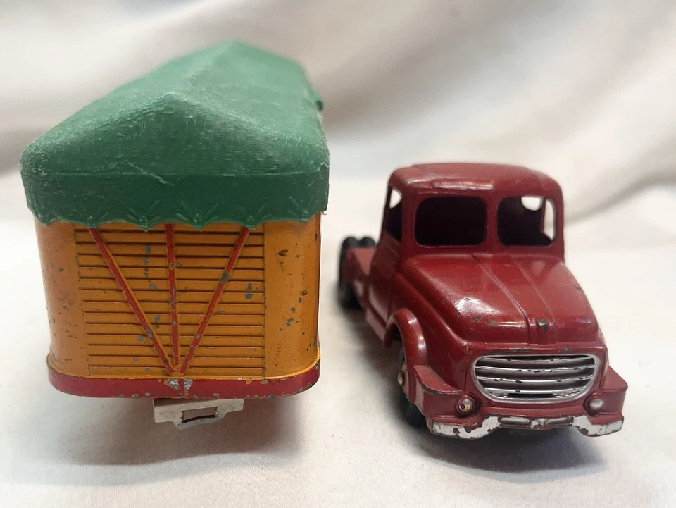 Dinky Supertoys #36B Willeme Semi Remorque Fruehauf Trailer Tractor Trailer - Image 4 of 4