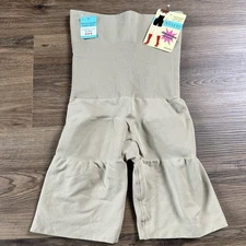 Love Your Assets Sara Blakey Shapewear Large Beige High Waist Shorts Spanx NWT