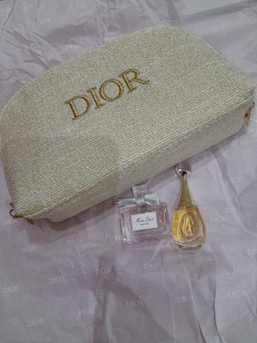 DIOR Gold Makeup Clutch Bag Holiday Limited Edition 2024 +parfum set new⚘️❤️ - Picture 2 of 10