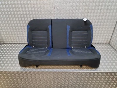 Banquette arrière maillage bleu - Dacia Sandero II Stepway phase 2 - Photo 1/4