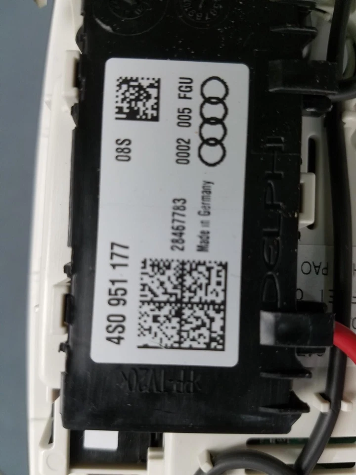 Luz domo consola superior Audi R8 V10 2020 17 18 21 22 #2039 Y6 Foto 4 de 4