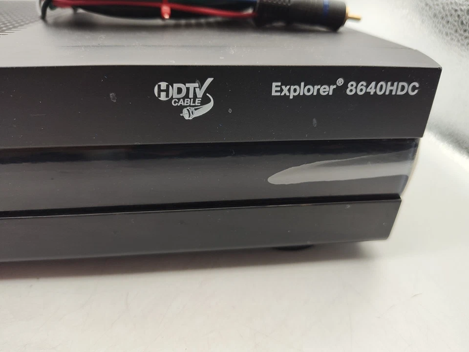Cisco-Explorer 8640HDC-Digital Video TV Tuner/Receiver-HD DVR Set-Tops-UNTESTED - Image 2 of 4