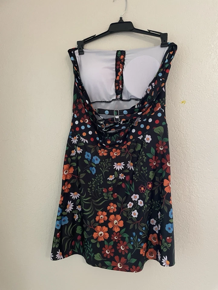 Traje de baño Tankini fluido de 2 piezas para mujer con sujetador corto para niño talla 1XL incorporado nuevo Foto 4 de 4