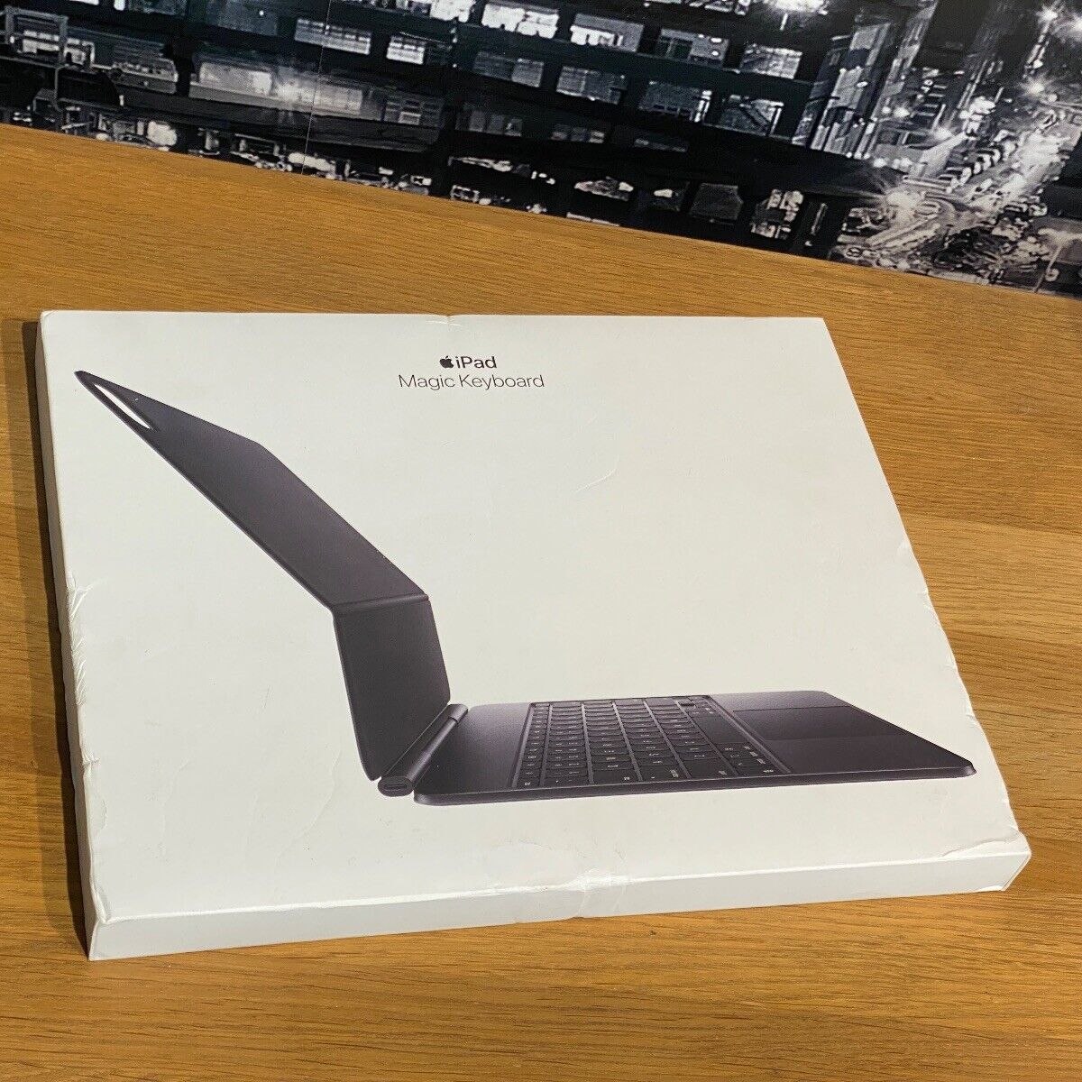 Apple Magic Keyboard iPad Pro 13 Apple Magic Keyboard iPad Pro 13
