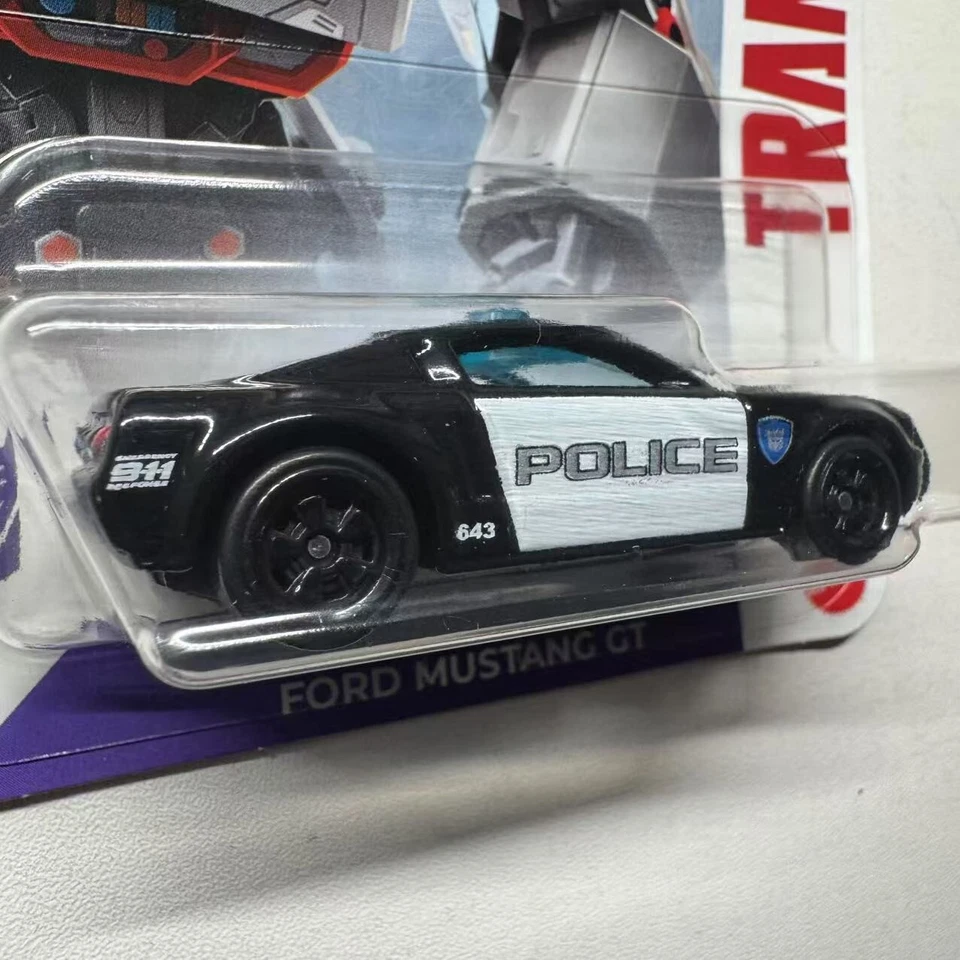 Hot Wheels Transformers Barricade Ford Mustang GT No text version - Image 4 of 4