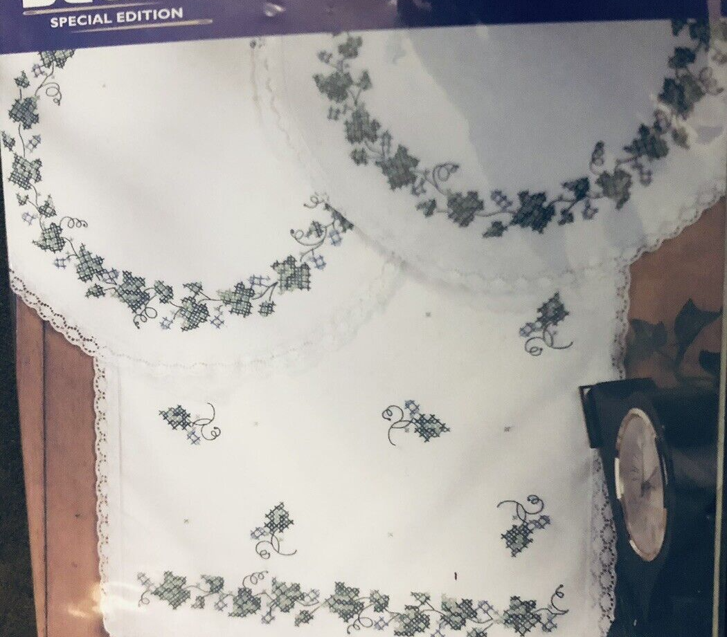 Kit De Broderie/Point De Croix Bucilla 'Donna Dewberry' Édition Spéciale 2003 - 'Bee's Del' - Neuf