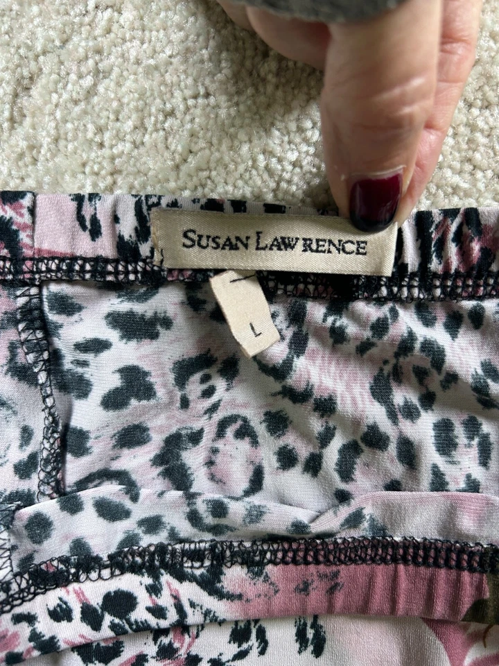 Susan Lawrence L 码粉色动物印花跳绳花卉裙 Mobwife 荷叶边下摆 — 第 4/4 张图片