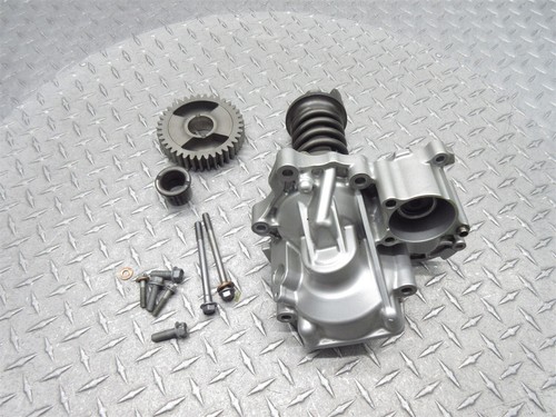 2010 10-11 Honda VFR1200 Side Gear Sprocket Case Housing Final Drive Gearbox OEM - Picture 6 of 19