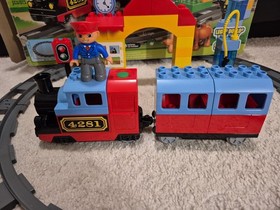 LEGO DUPLO My First Train Set 10507  Train works! Near Complete READ