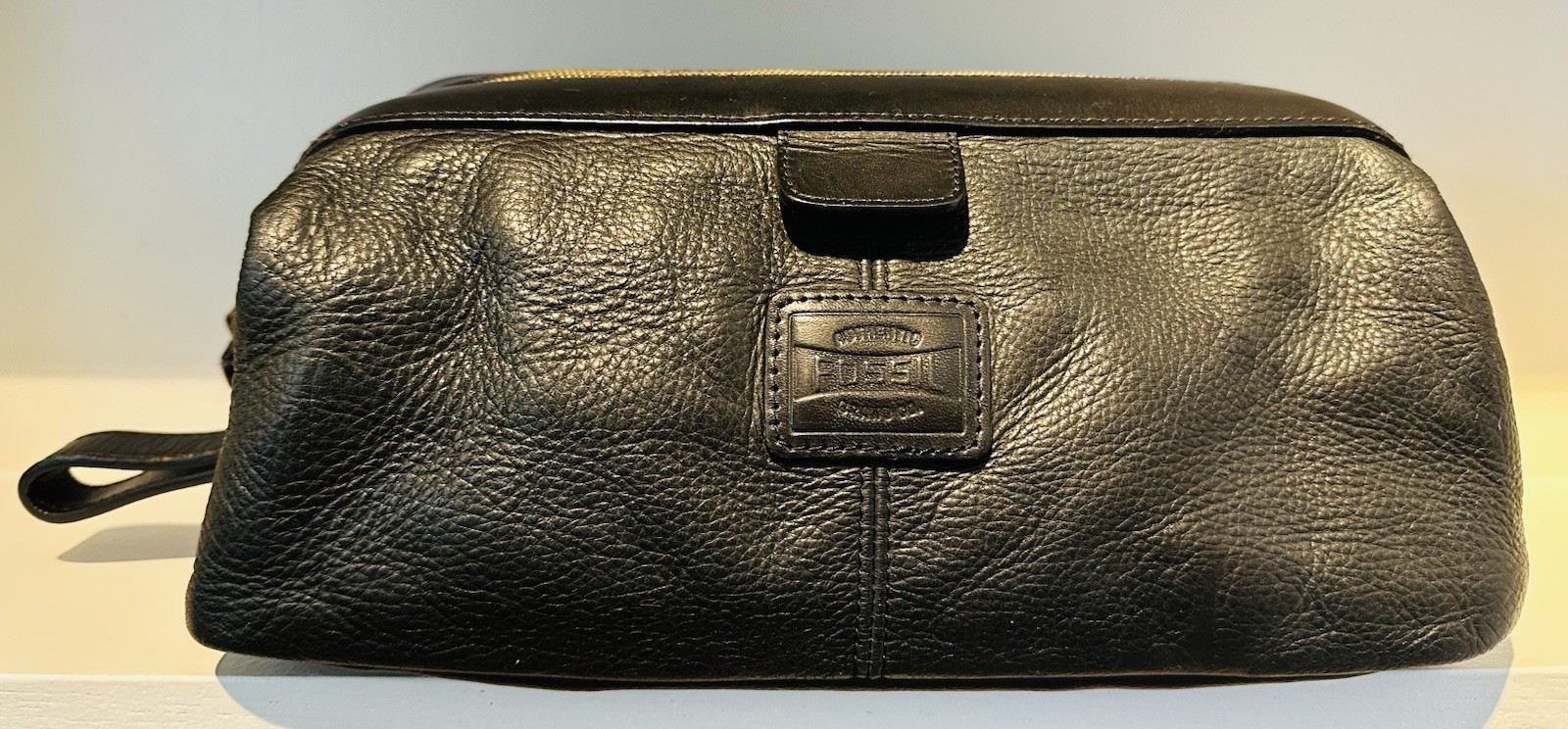 FOSSIL Black Pebble Leather Mens Toiletry Bag 11x5 Framed Dopp Kit