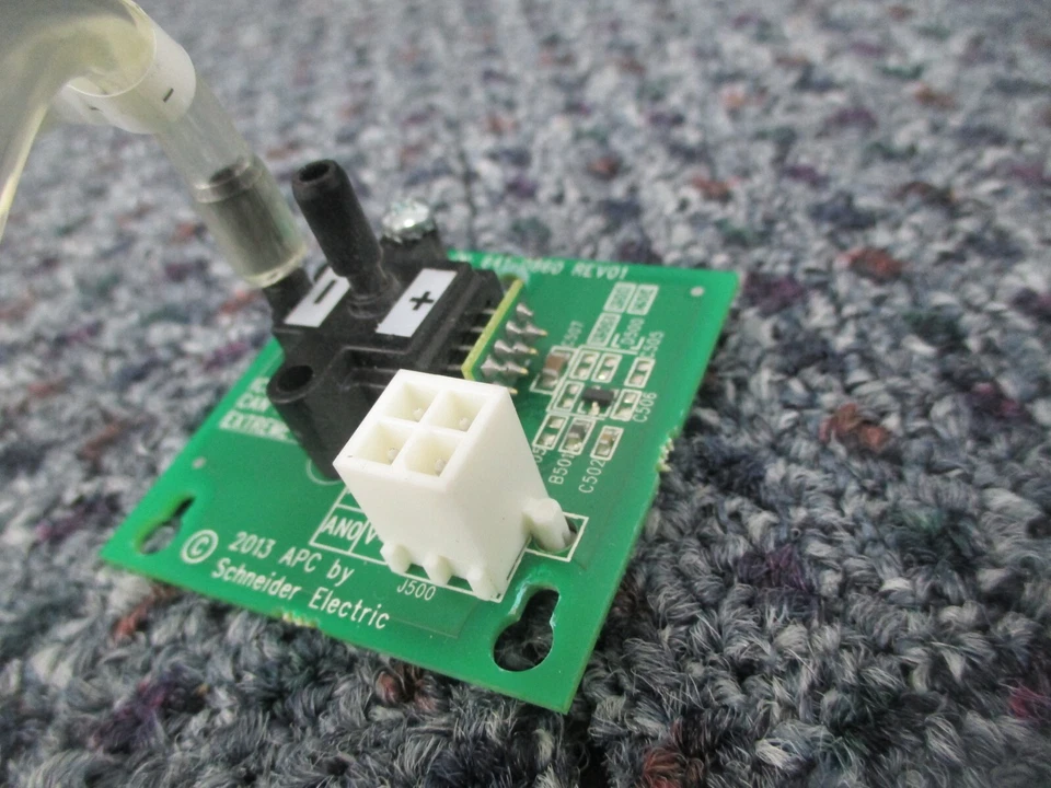 APC by Schneider Electric 641-0860 Temperature Board - Image 3 of 4