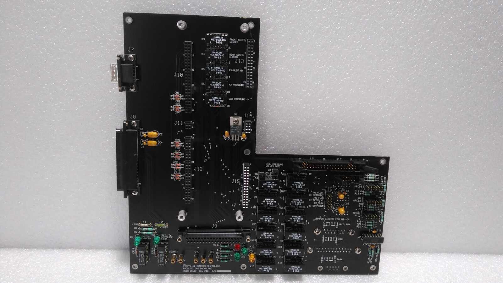 [Used] AMAT, APPLIED / 0100-65513 / FACILITY GAS BACKPLANE, Rev E3