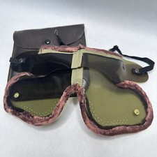 WW2 Canadian Dust Snow Goggles In Leatherette Packet Broad Arrow United Carr