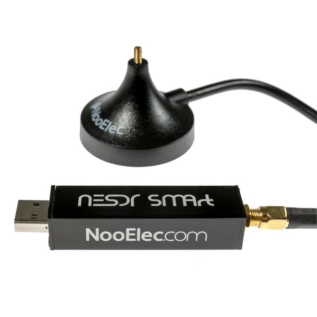 NooElec NESDR SMArTee XTR – RTL-SDR Premium E4000 TCXO 0.5PPM Aluminium SMA 65MHz-2300MHz Bias-T Intégré