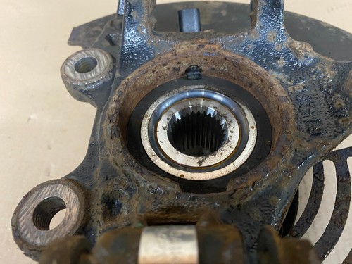 TRANSIT CONNECT SWB DRIVER FRONT WHEEL HUB KNUCKLE + BEARING 2018 -- 2023 C4558 - Picture 9 of 14