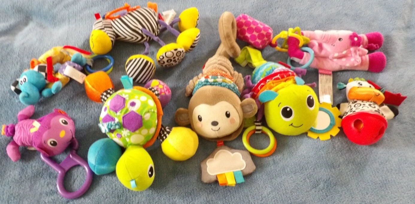 Baby Toys Lot Of 8 Individual Toys 4-18 Months Infantino MUSICAL RATTLE TEETHING
Opens in a new wind