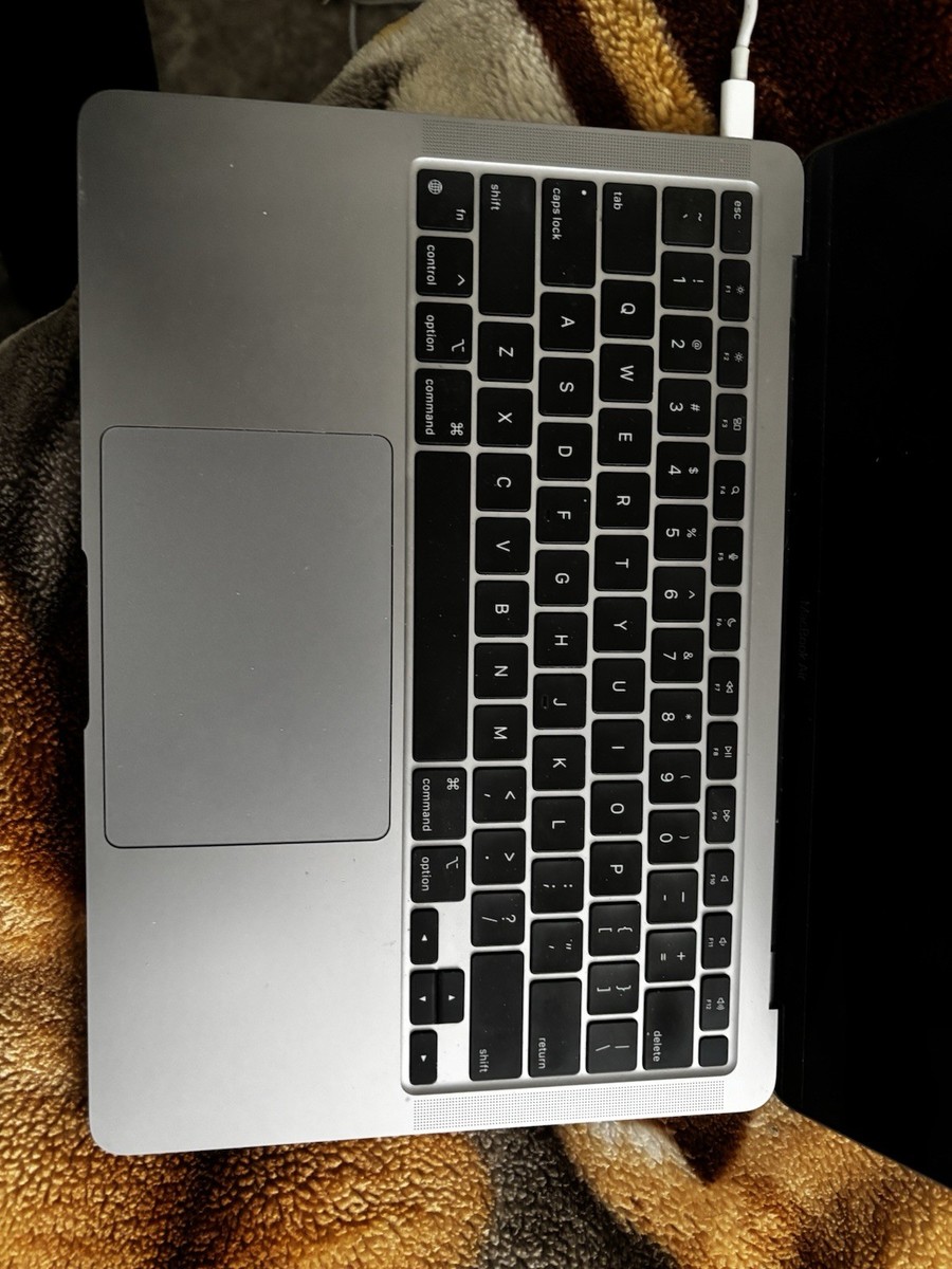 Apple MacBook Air M1(2020) 16 GB RAM 256 GB SSD | Good Condition