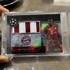 Alphonso Davies Soccer Card Bayern Munich Premier League Topps Auto Rookie Near. rookie card picture