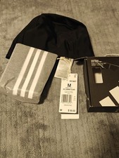 Adidas Women s Standard 3 Stripes Swim Hijab Black Size Medium New with Box