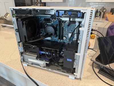 t*i様 【特価】DELL XPS 8950 32GB RTX3070 Offi Dell XPS 8950 Gaming Desktop RTX 3090 Intel i7 12900K 32GB RAM 2TB
