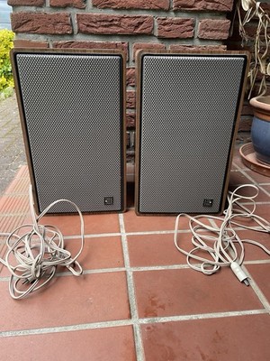 Grundig HiFi Box 400  Sauberen Zustand Funktioniert Einwandfrei