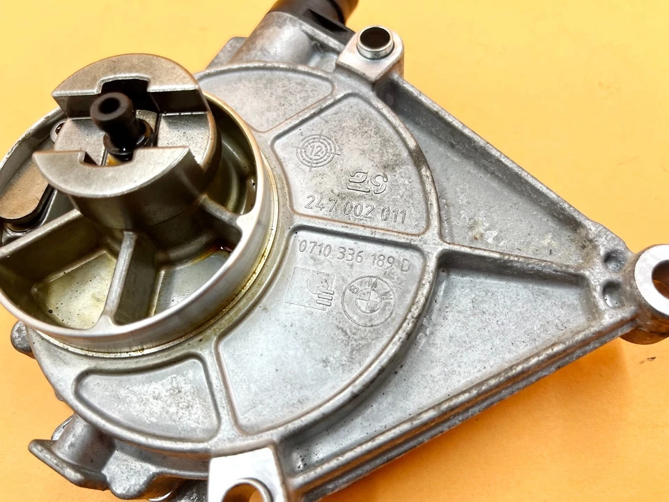 12-16 BMW 228i 328i 428i 2.0L MOTOR FRENO BOMBA VACÍO MONTAJE OEM Foto 2 de 4