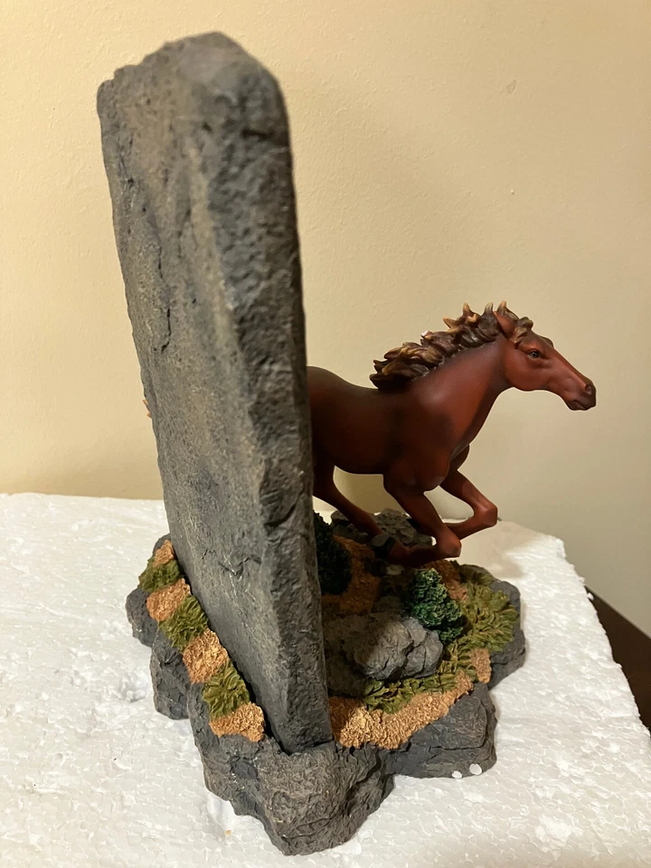 Westland Giftware Coleccionable Caballo Semental #7980 RUNNING WILD Foto 4 de 4