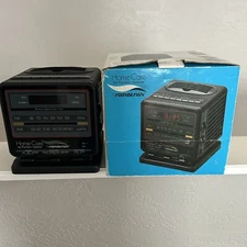 SOUNDESIGN  Alarm Clock Radio Music Air Purifier, Ionizer  Vintage