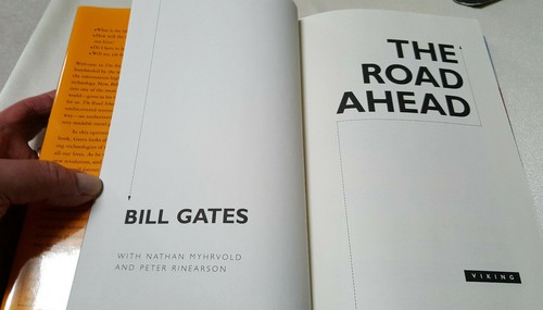The Road Ahead:Living & Prospering in the Information Age Bill Gates (1995) & CD - Picture 7 of 10