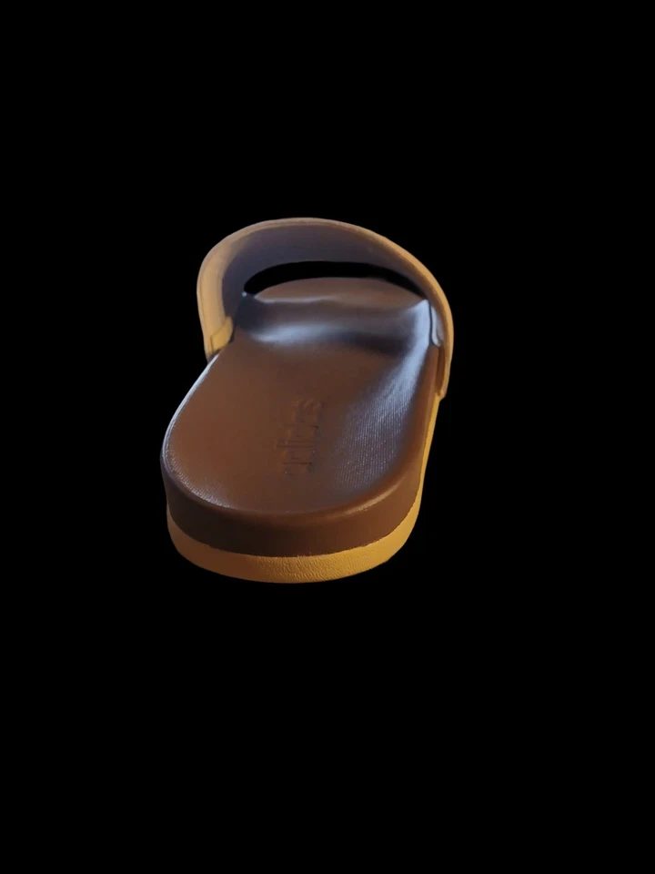 Adidas Adilette Slides Sand Strata/Púrpura Edición Limitada Talla 11 Nuevo sin Caja Foto 3 de 4