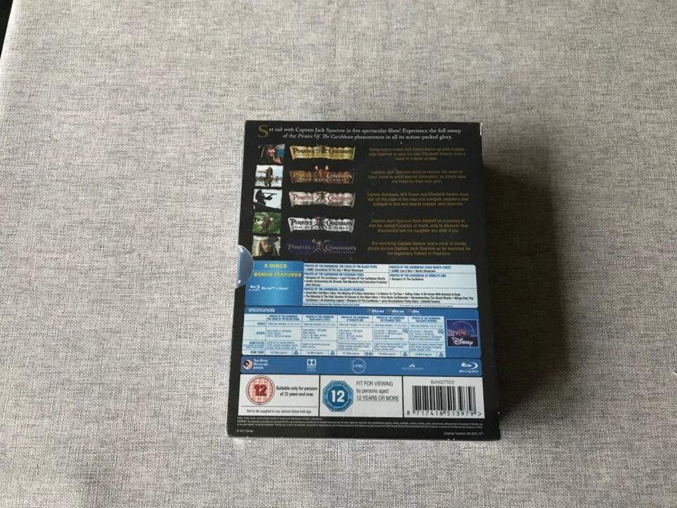 Pirates Of The Caribbean 5 Film Collection UK Blu-Ray Boxset New Sealed - Image 3 of 4