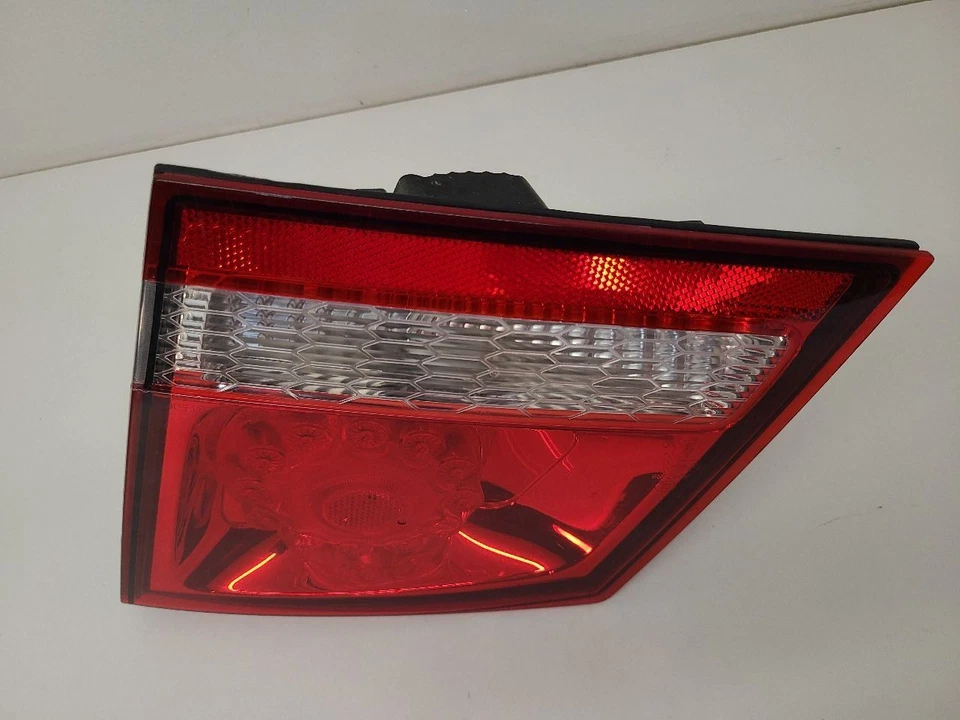 Luz trasera de pasajero Dodge Journey RH 2011-2020 lámparas LED montadas en puerta levadiza   Foto 3 de 4
