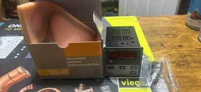 ELIWELL EWTR910  TEMPERATURE CONTROLLER
